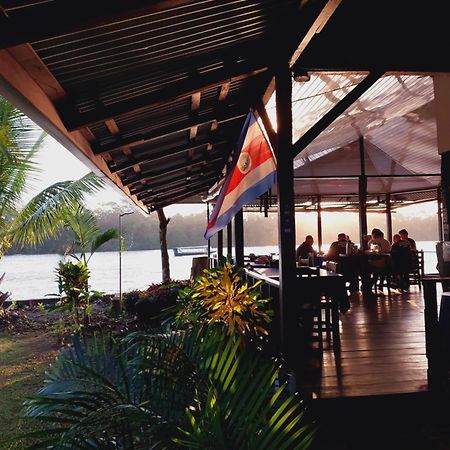 Chinitas Eco Lodge Tortuguero Exterior photo
