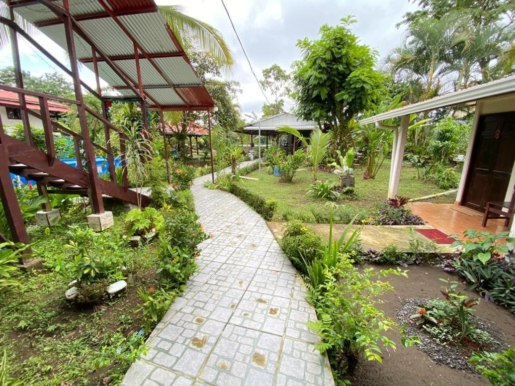 Chinitas Eco Lodge Tortuguero Exterior photo