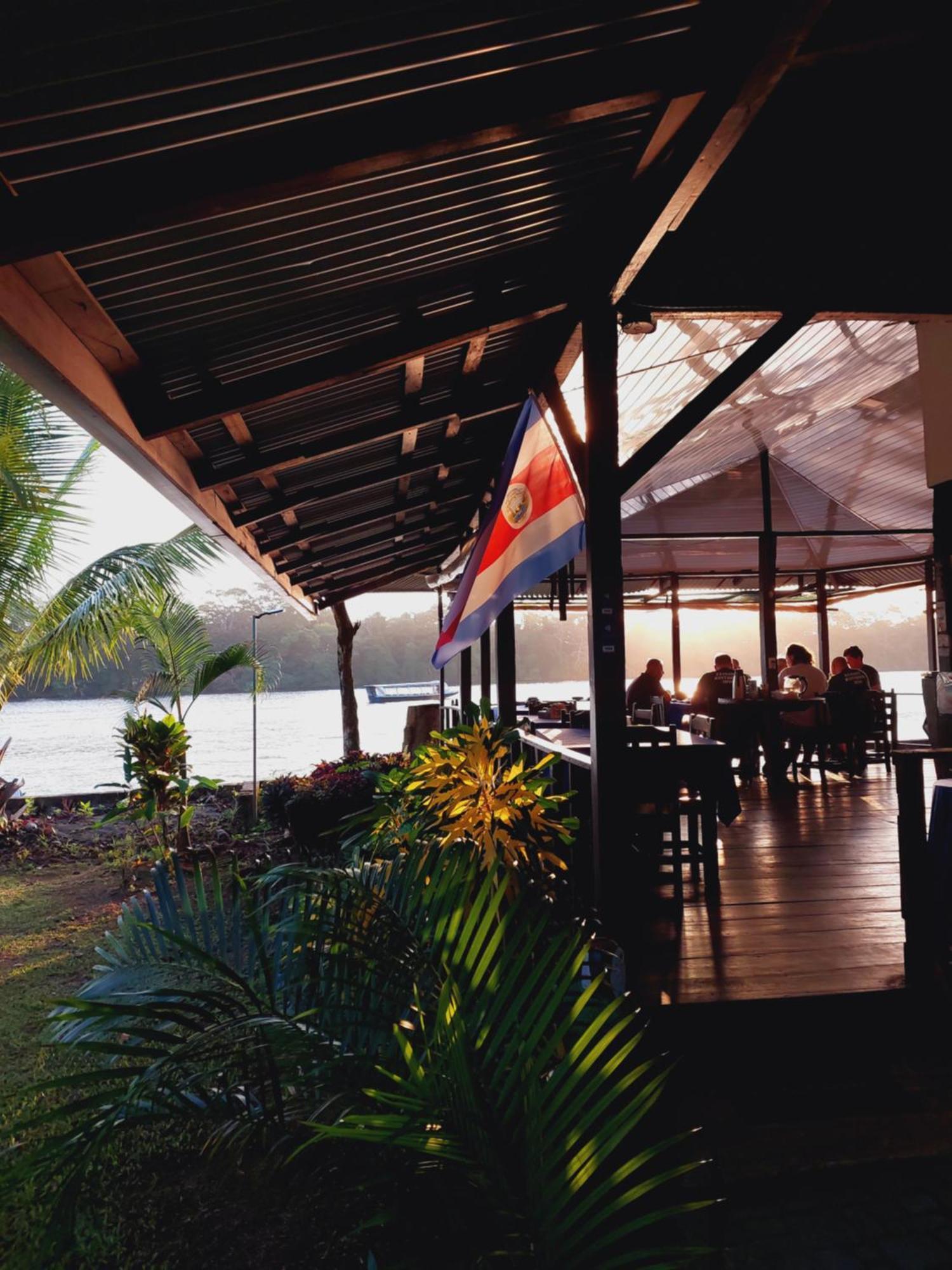 Chinitas Eco Lodge Tortuguero Exterior photo